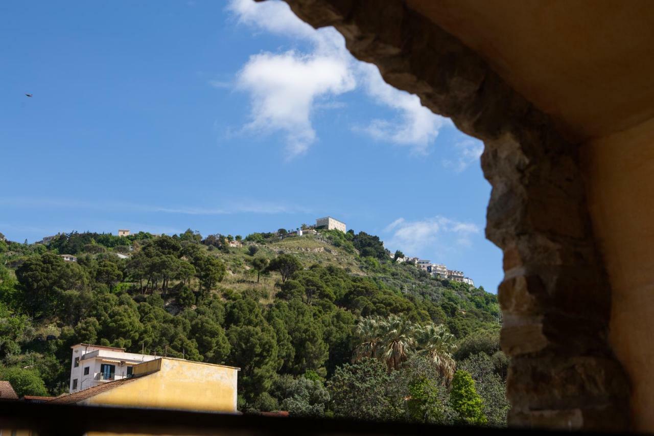 Апартаменти Casa Trezeni Санта-Марія-ді-Кастеллабате Екстер'єр фото